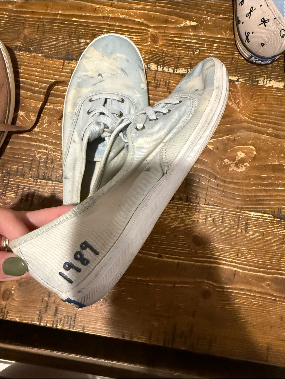 Taylor Swift 1989 keds